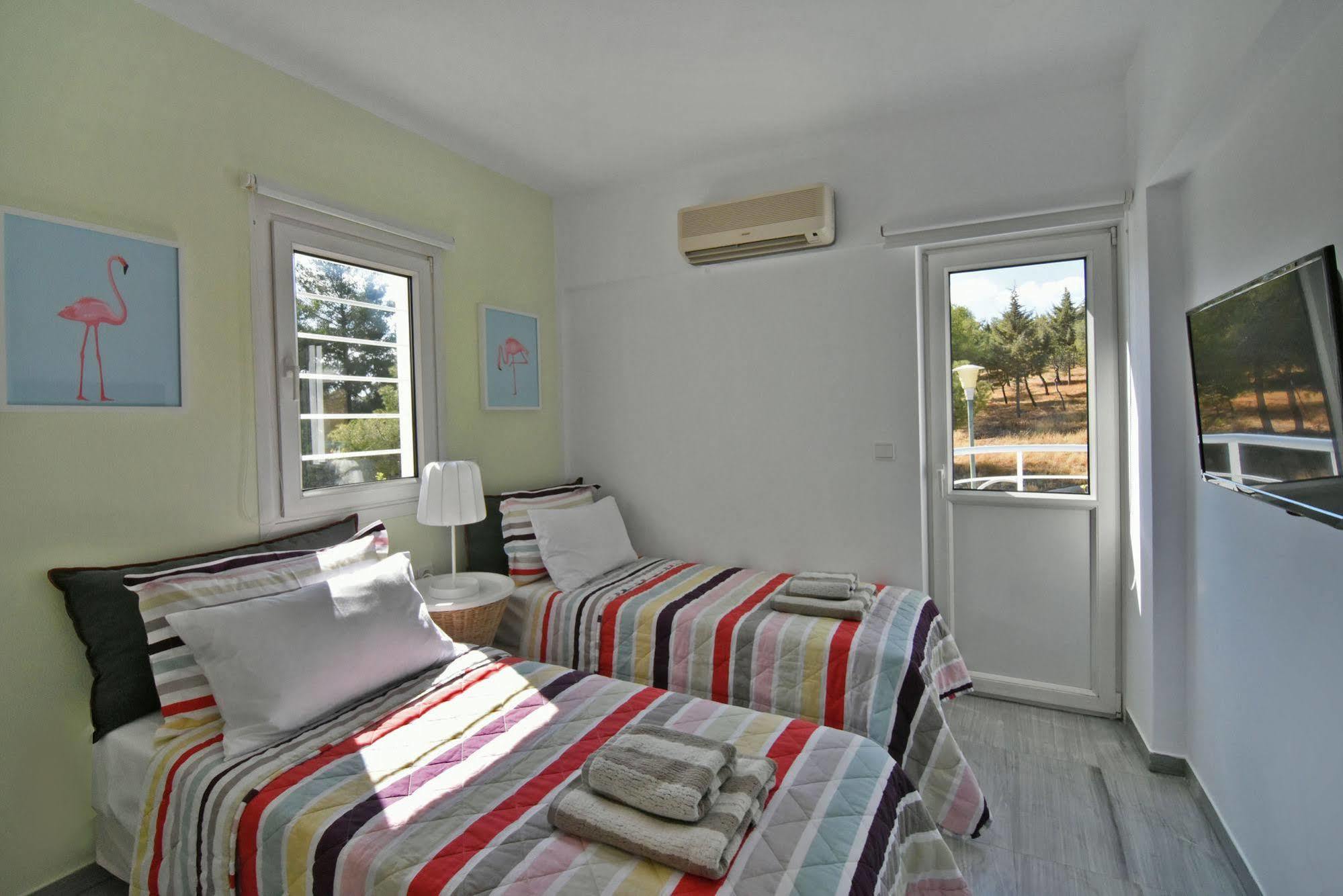 Coconut Villa Alimos Bagian luar foto
